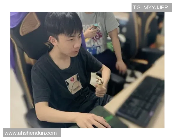 深入分析V5战队盯防战术的策略与执行细节