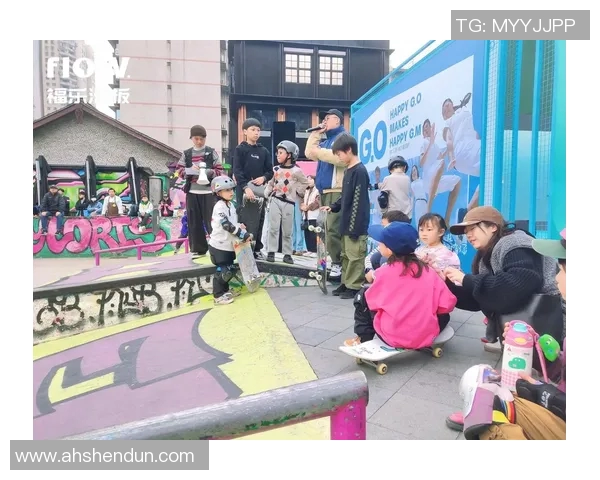 南京滑板队在滑板精英赛中的默契配合与精彩表现分析